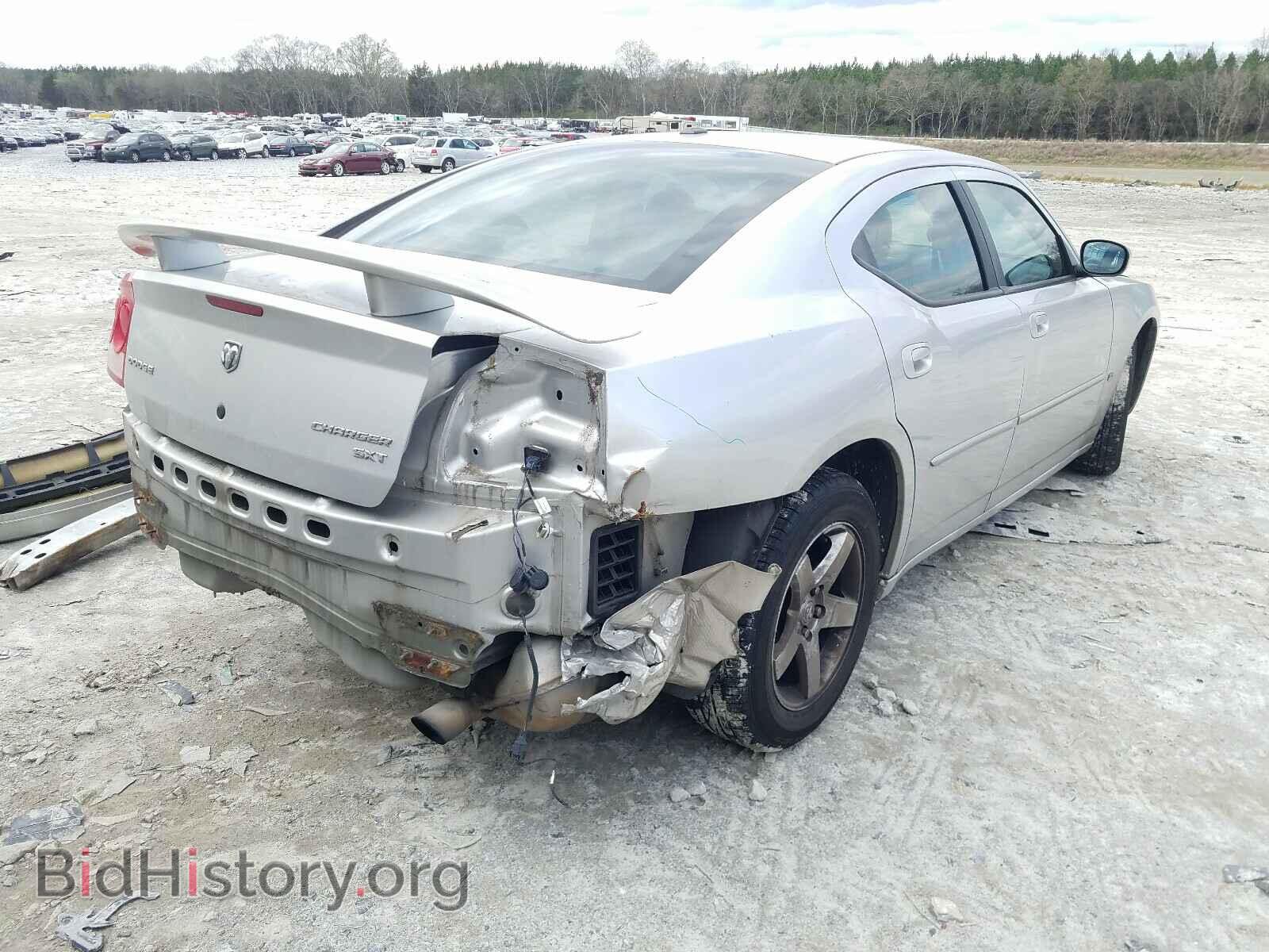2010 DODGE CHARGER - VIN: 2B3CA3CV3AH311598 - Фото 4