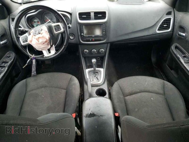 2011 Dodge AVENGER (VIN 1B3BD1FB0BN601833) — photo 8 of 12