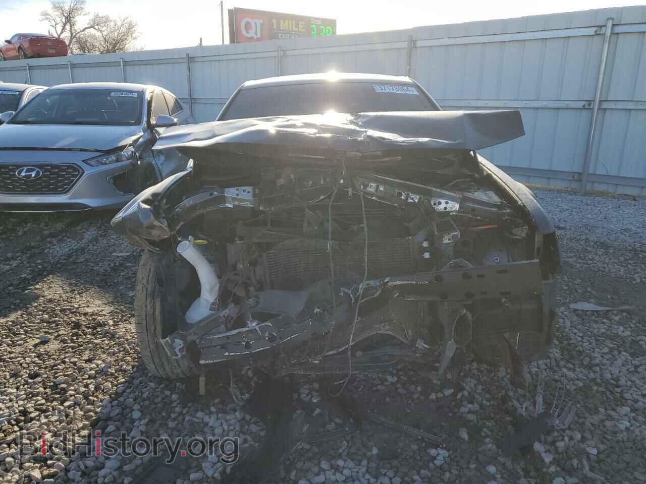 2017 CHRYSLER 300 - VIN: 2C3CCABGXHH610245 - Фото 5