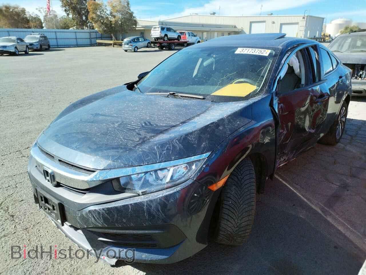 2017 HONDA CIVIC - VIN: 19XFC2F7XHE233131 - Фото 2