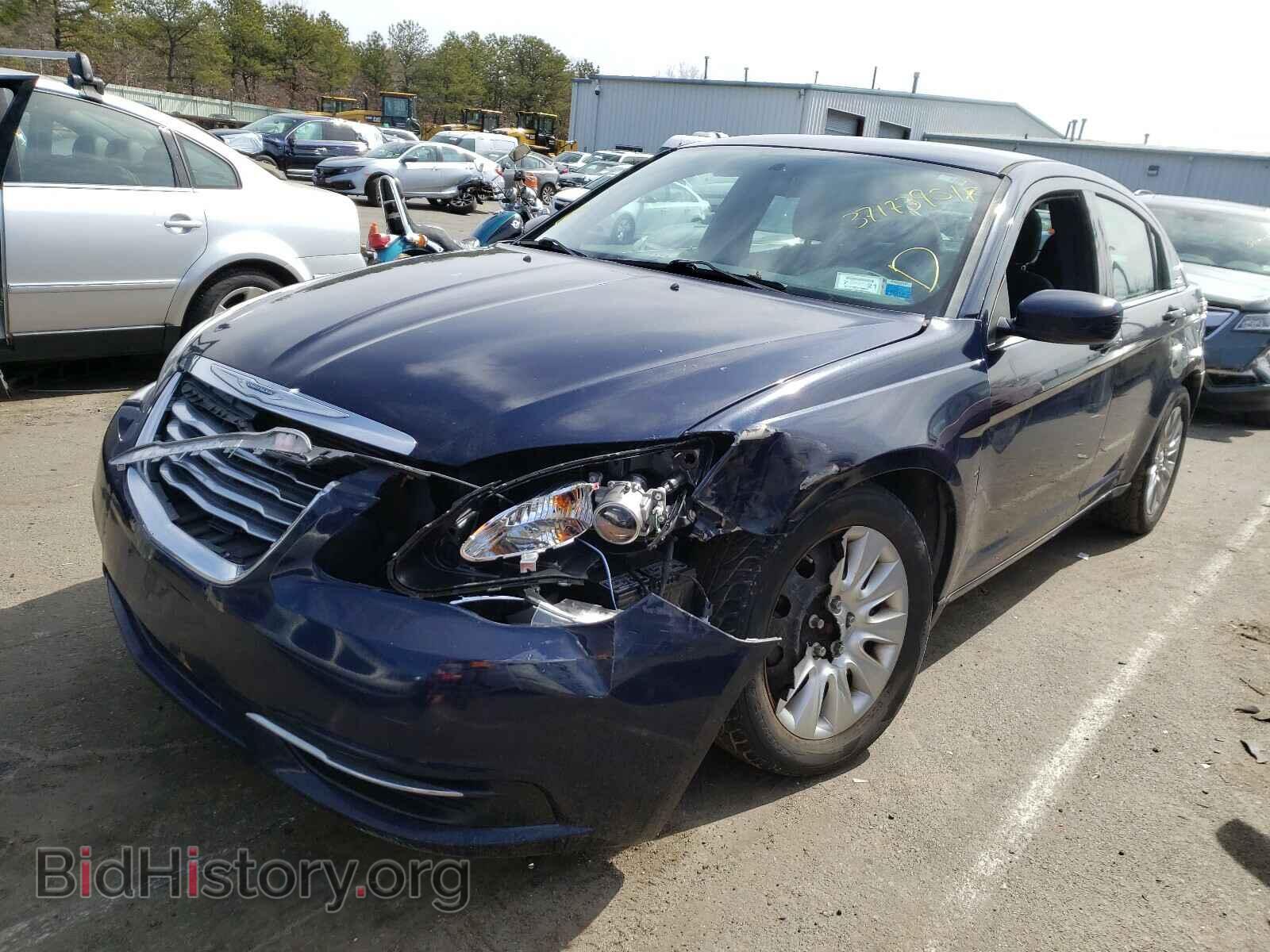 2014 CHRYSLER 200 - VIN: 1C3CCBAB1EN208774 - Фото 2