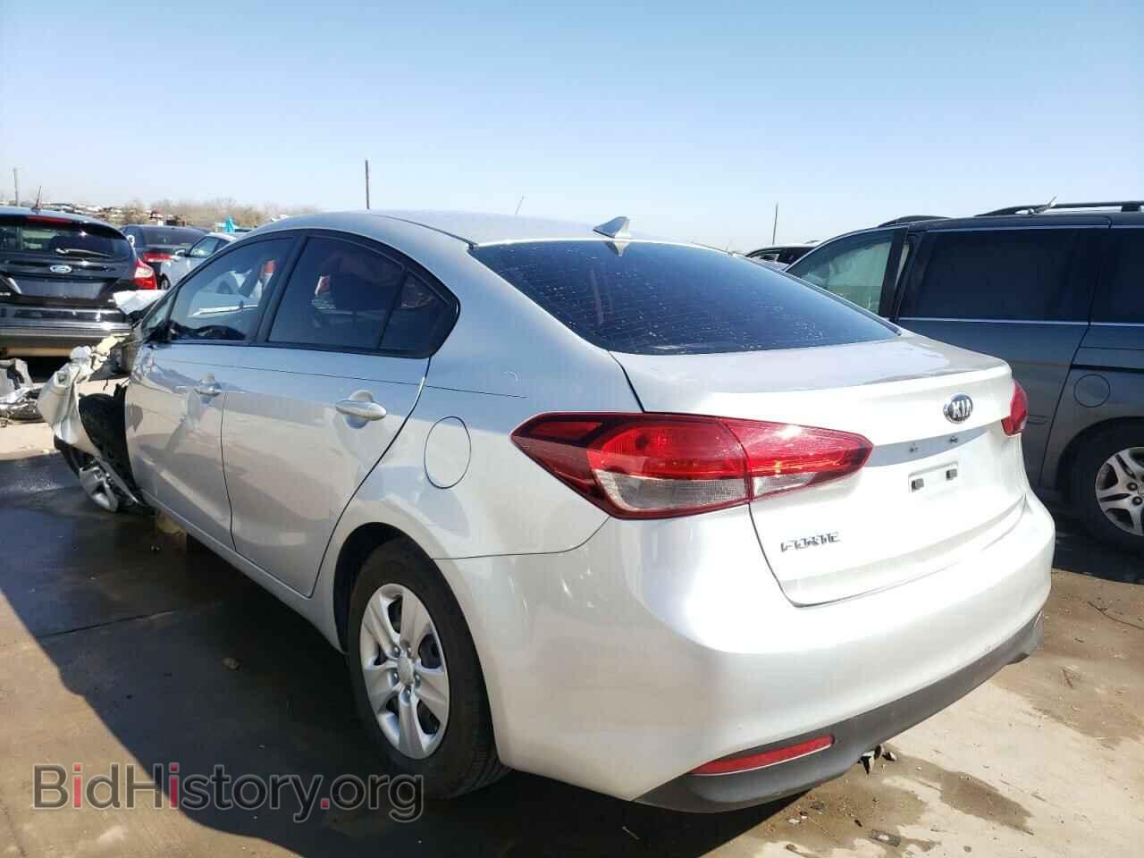 2017 KIA FORTE - VIN: 3KPFK4A7XHE014627 - Фото 3