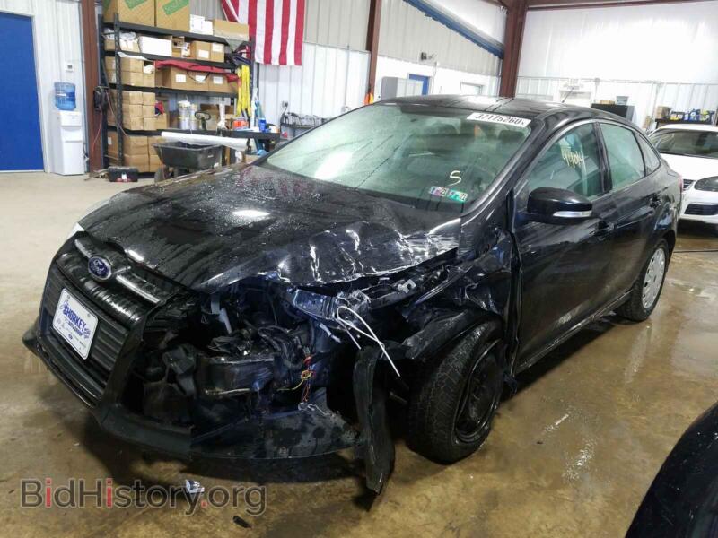 2013 Ford FOCUS (VIN 1FADP3F23DL331849) — фото 2 из 10