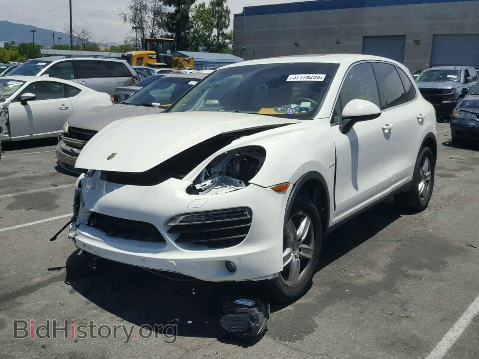 2011 PORSCHE CAYENNE S - VIN: WP1AE2A21BLA93354 - Фото 2