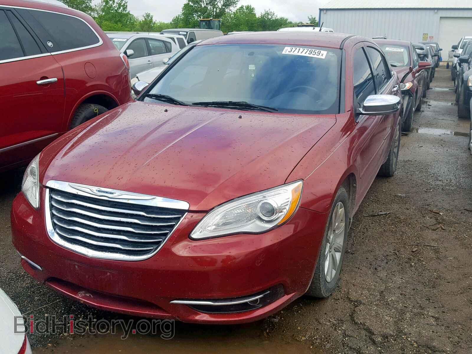 2013 CHRYSLER 200 - VIN: 1C3CCBCG2DN586660 - Photo 2