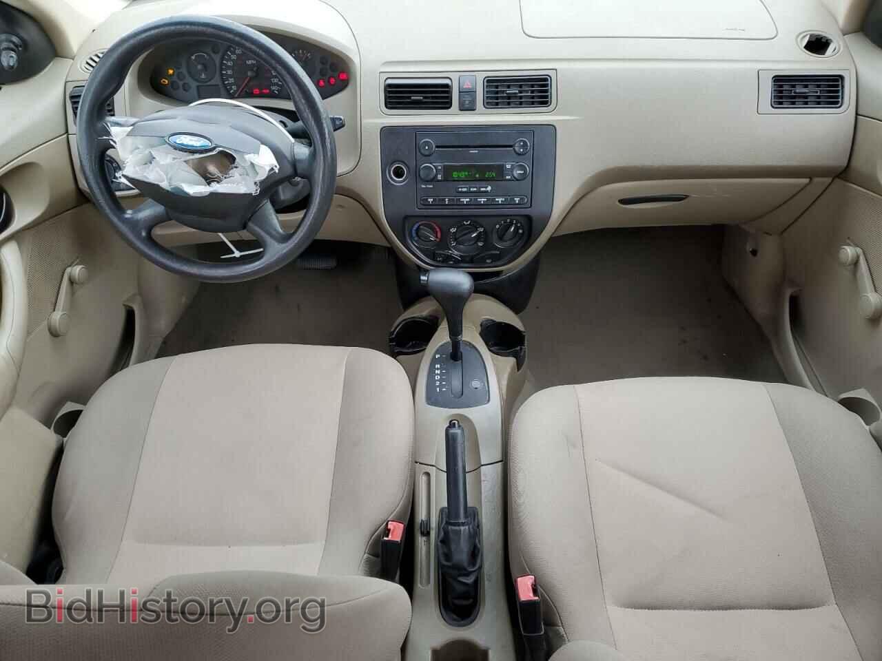 2007 FORD FOCUS - VIN: 1FAHP34N97W221454 - Фото 8