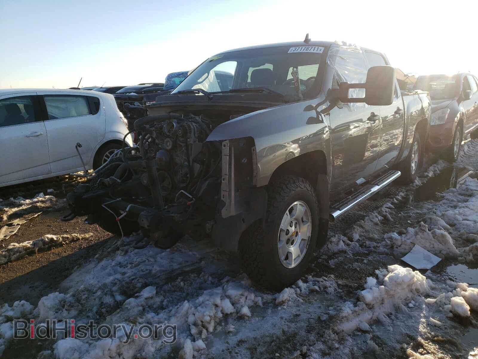 2013 CHEVROLET SILVERADO - VIN: 3GCPKSE76DG328681 - Фото 2