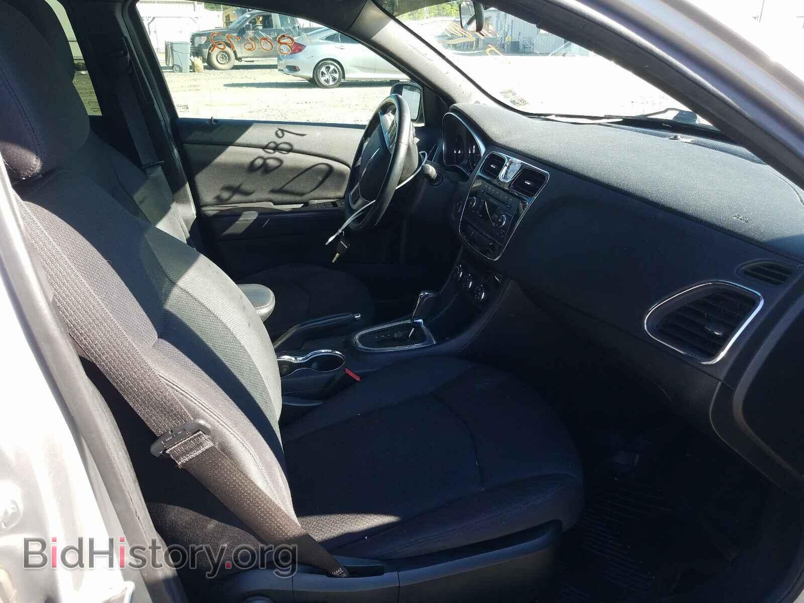 2014 CHRYSLER 200 - VIN: 1C3CCBBG5EN114889 - Фото 5