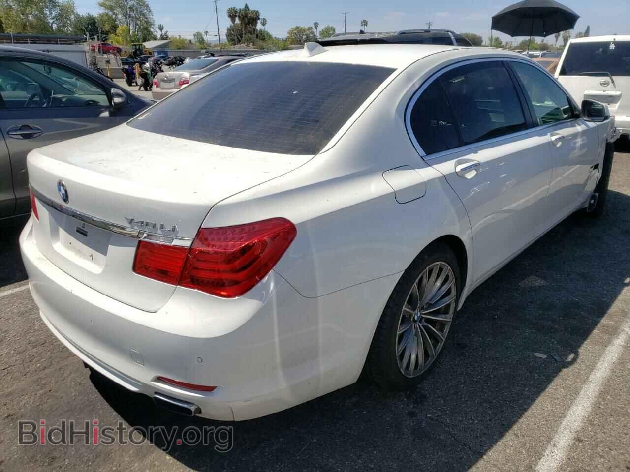 2011 BMW 7 SERIES - VIN: WBAKB4C5XBC574024 - Фото 4