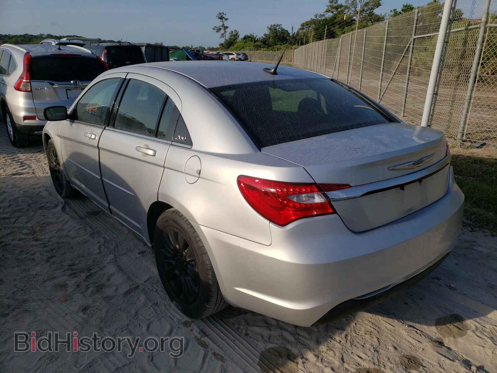 2011 CHRYSLER 200 - VIN: 1C3BC4FB8BN515550 - Фото 3