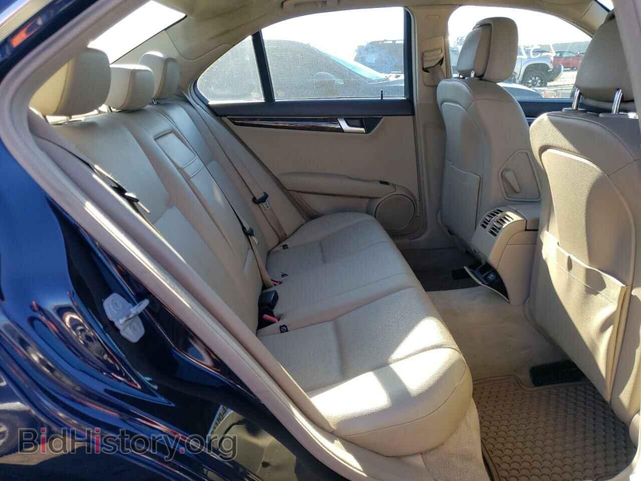 2012 MERCEDES-BENZ C-CLASS - VIN: WDDGF4HB3CA665280 - Фото 6