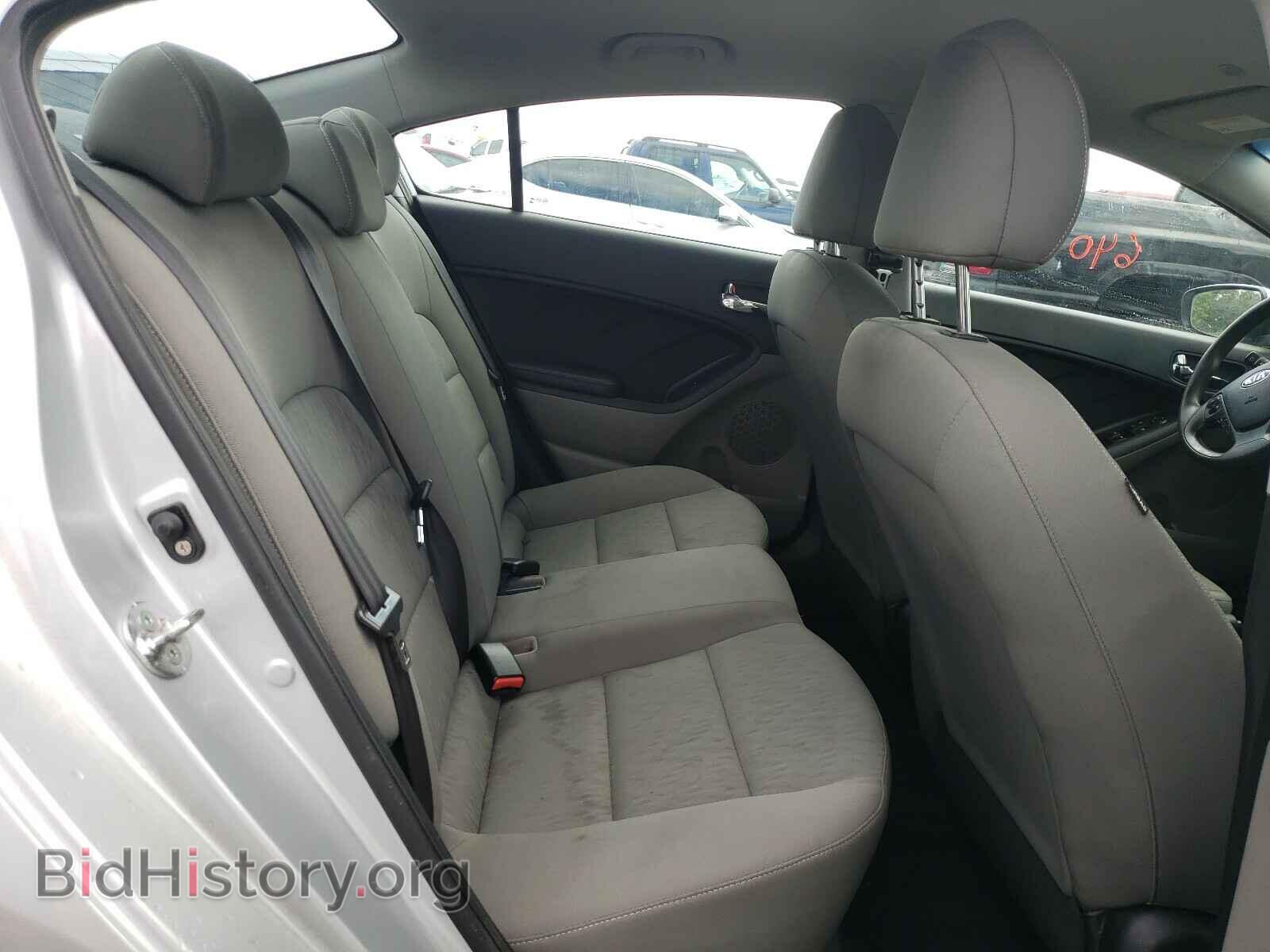 2015 KIA FORTE - VIN: KNAFK4A64F5432405 - Фото 6