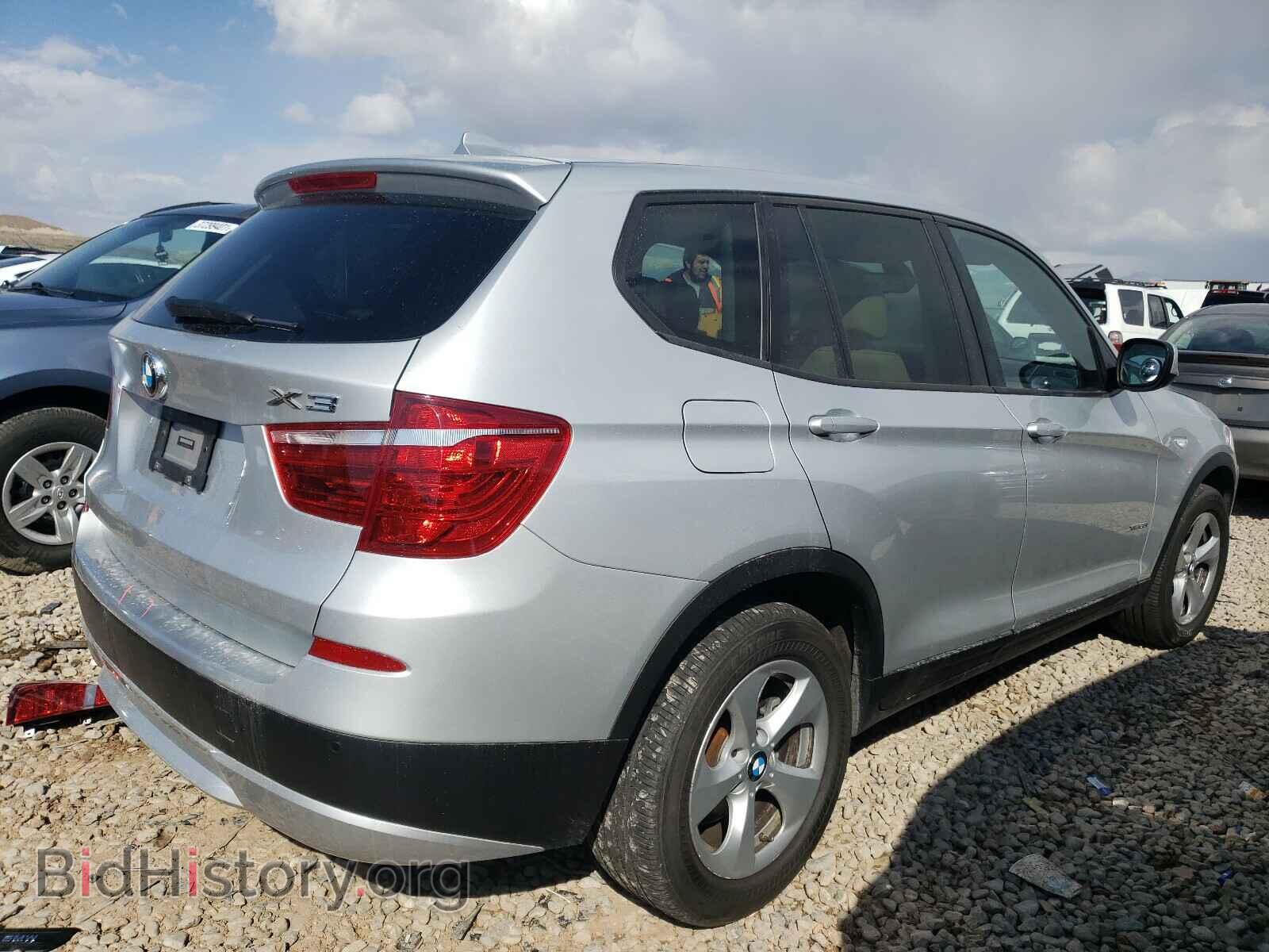 2011 BMW X3 - VIN: 5UXWX5C52BLW14252 - Фото 4