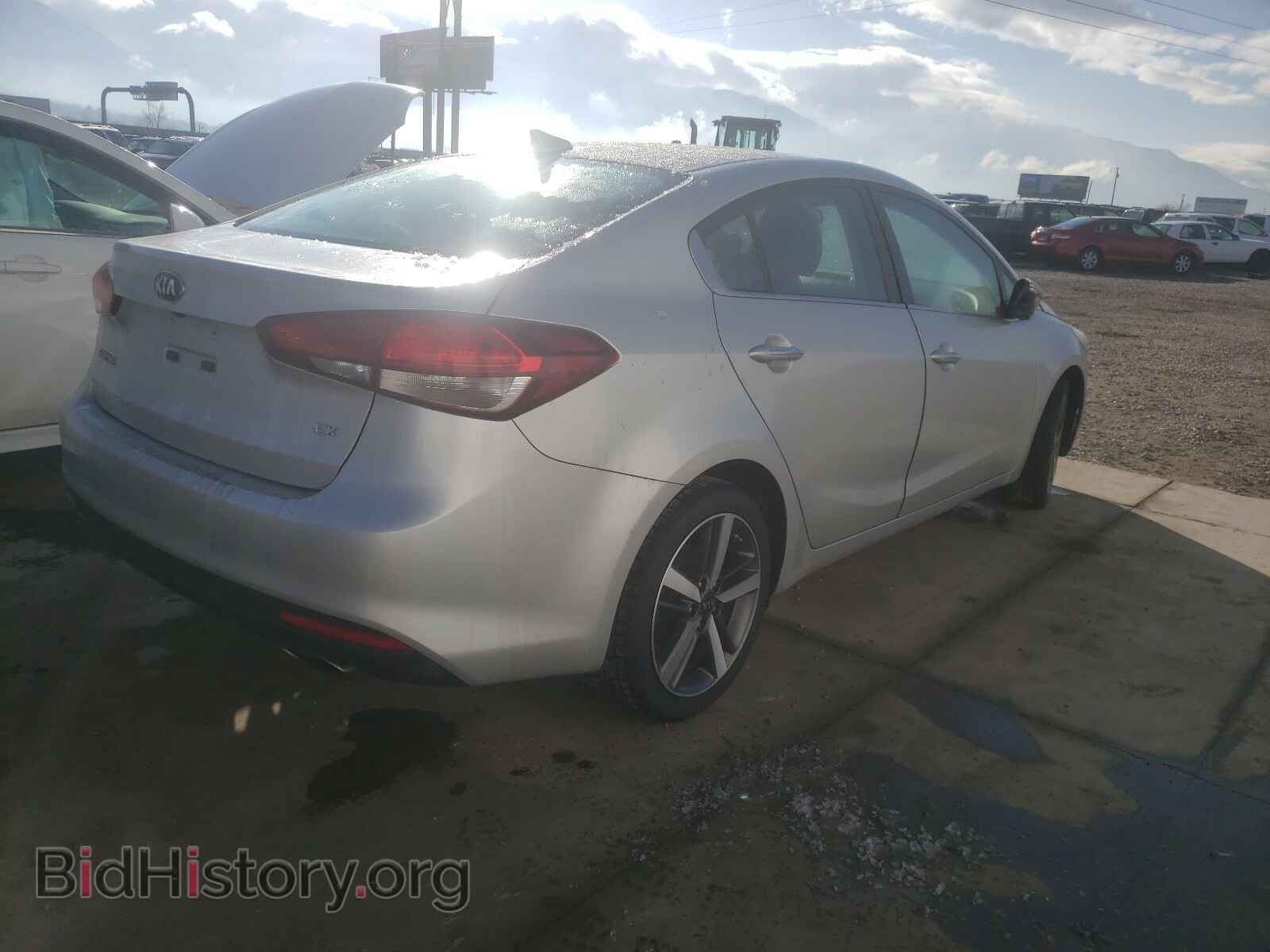 2017 KIA FORTE - VIN: 3KPFL4A85HE091945 - Фото 4