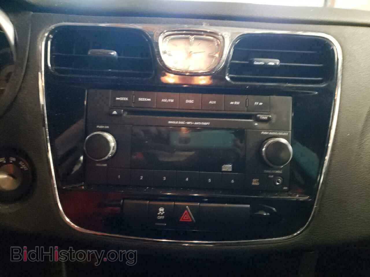 2012 CHRYSLER 200 - VIN: 1C3CCBAB2CN320657 - Фото 9