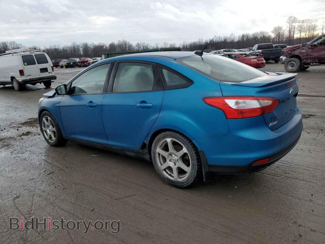 2014 FORD FOCUS - VIN: 1FADP3F24EL258461 - Фото 2