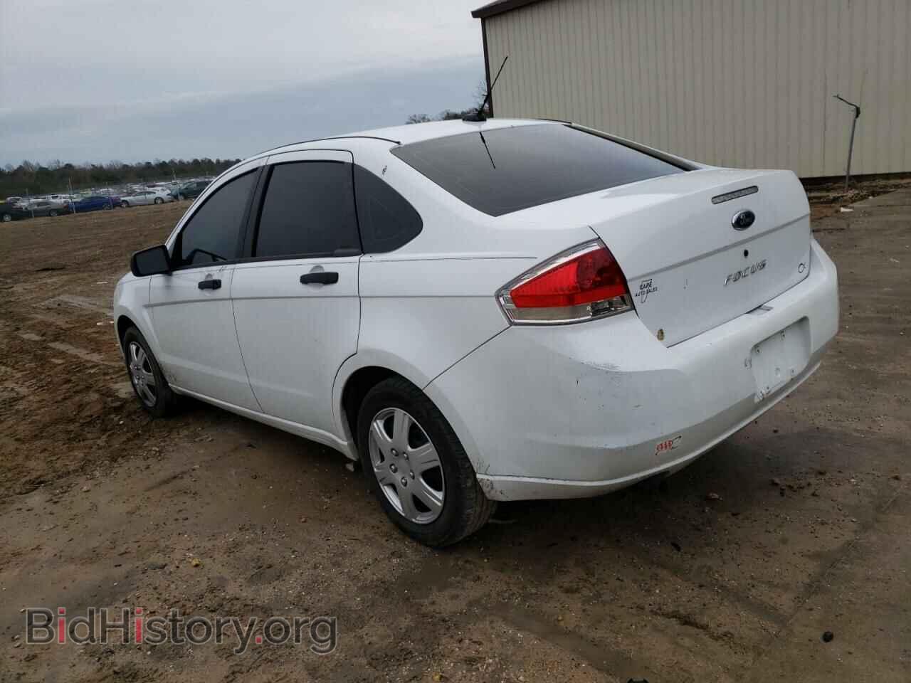 2008 FORD FOCUS - VIN: 1FAHP34N88W116745 - Фото 2
