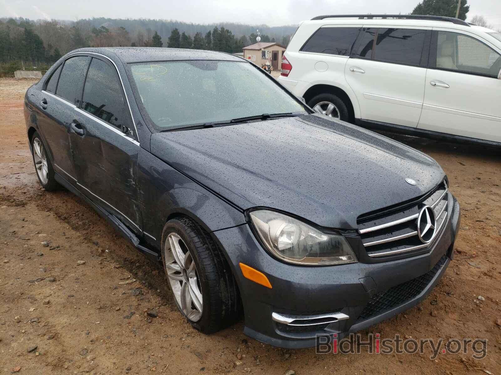 Photo WDDGF4HBXER311440 - MERCEDES-BENZ C CLASS 2014