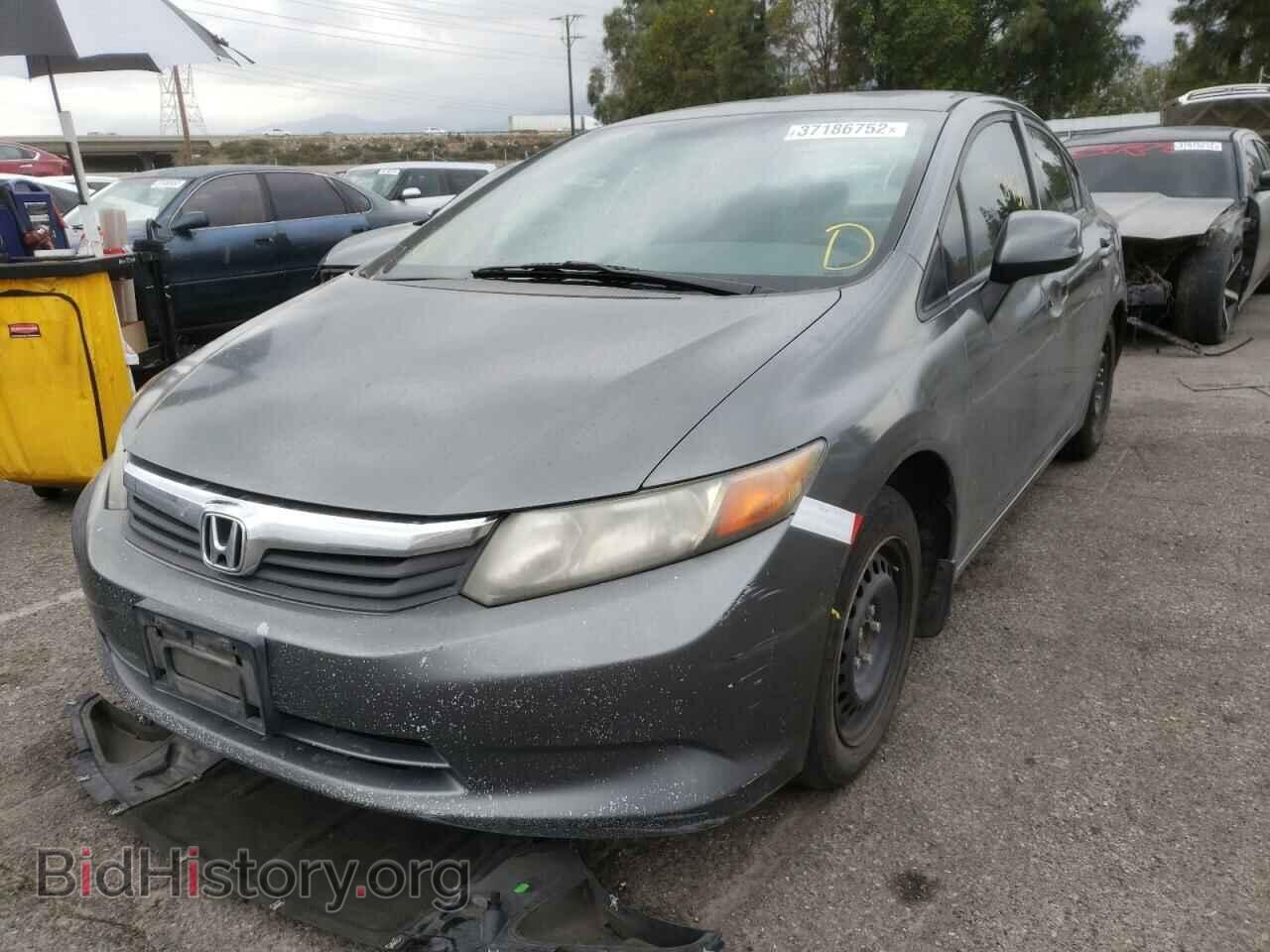 2012 HONDA CIVIC - VIN: 2HGFB2F68CH523215 - Фото 2
