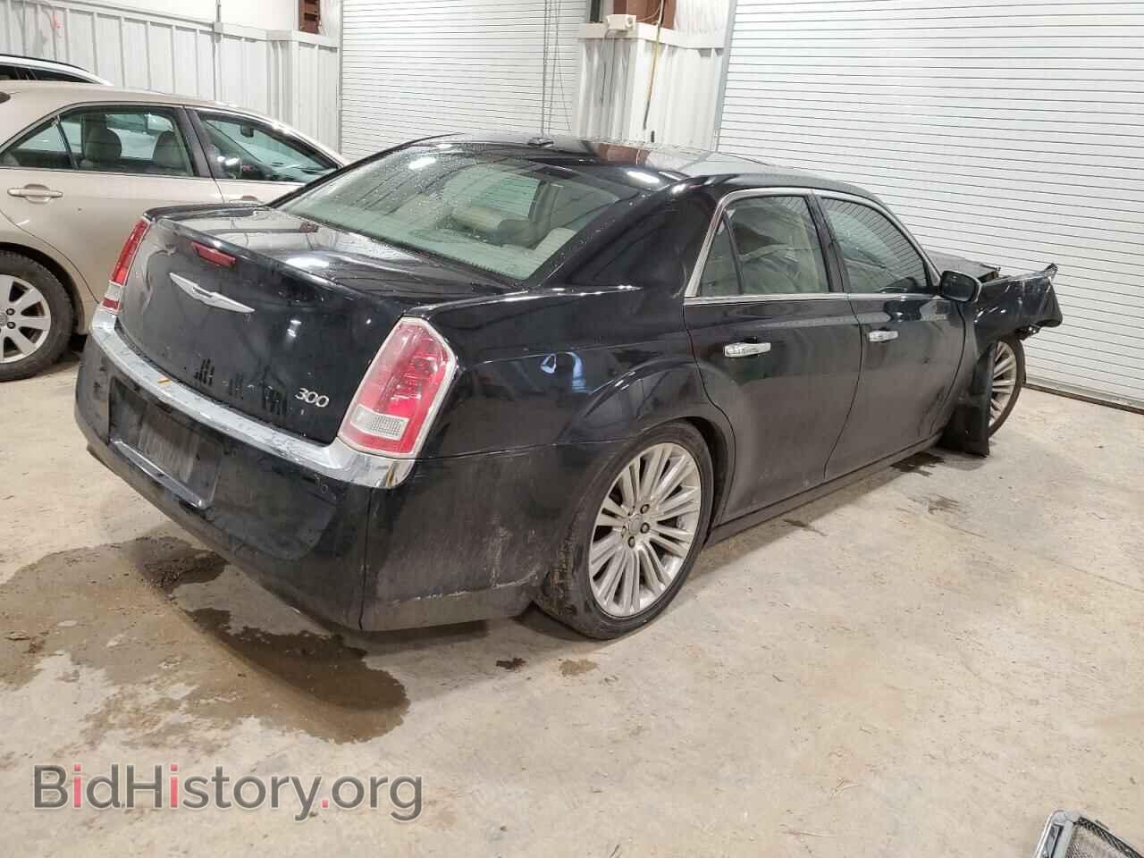 2012 CHRYSLER 300 - VIN: 2C3CCACG2CH241291 - Фото 3