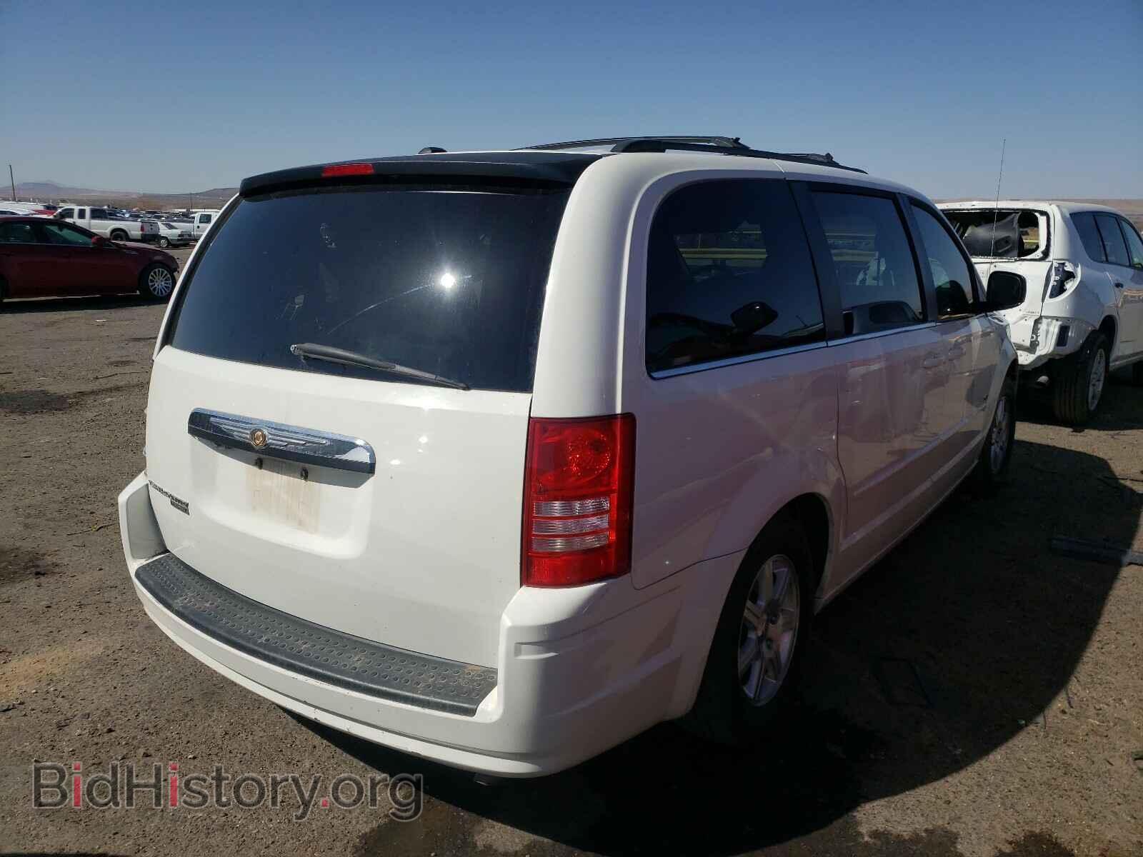 2008 CHRYSLER MINIVAN - VIN: 2A8HR54P48R701096 - Фото 4