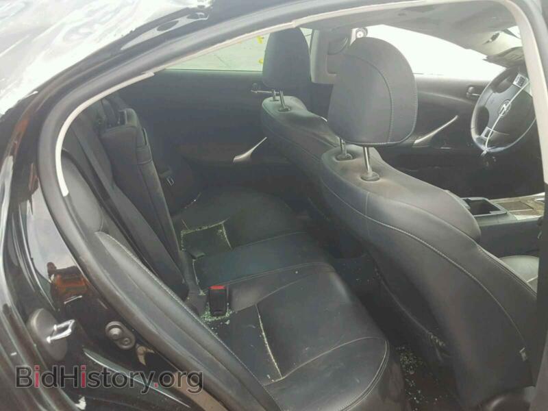 2012 Lexus IS (VIN JTHCE5C20C5002149) — фото 6 из 10