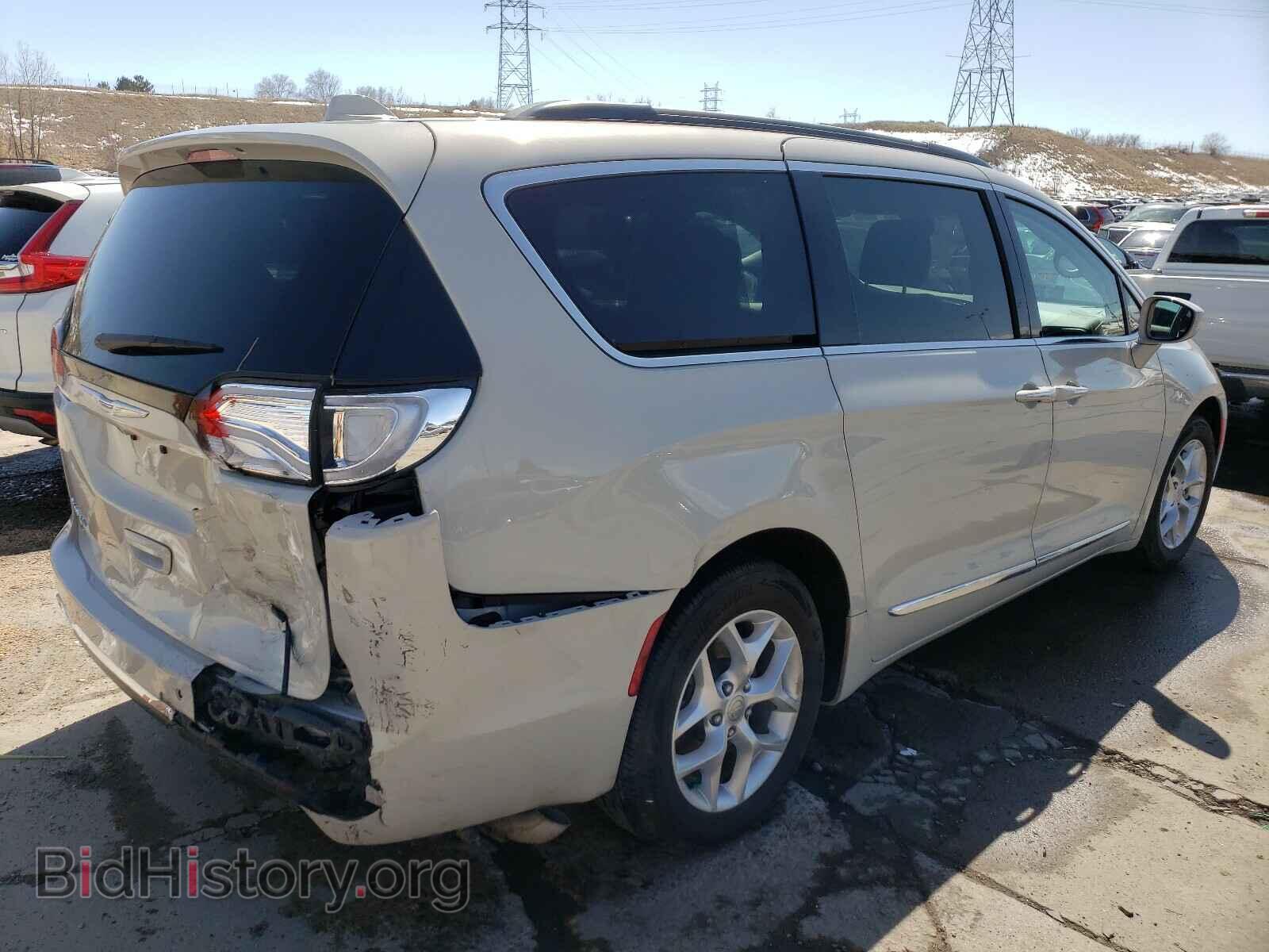 2017 CHRYSLER PACIFICA - VIN: 2C4RC1BG9HR684501 - Фото 4
