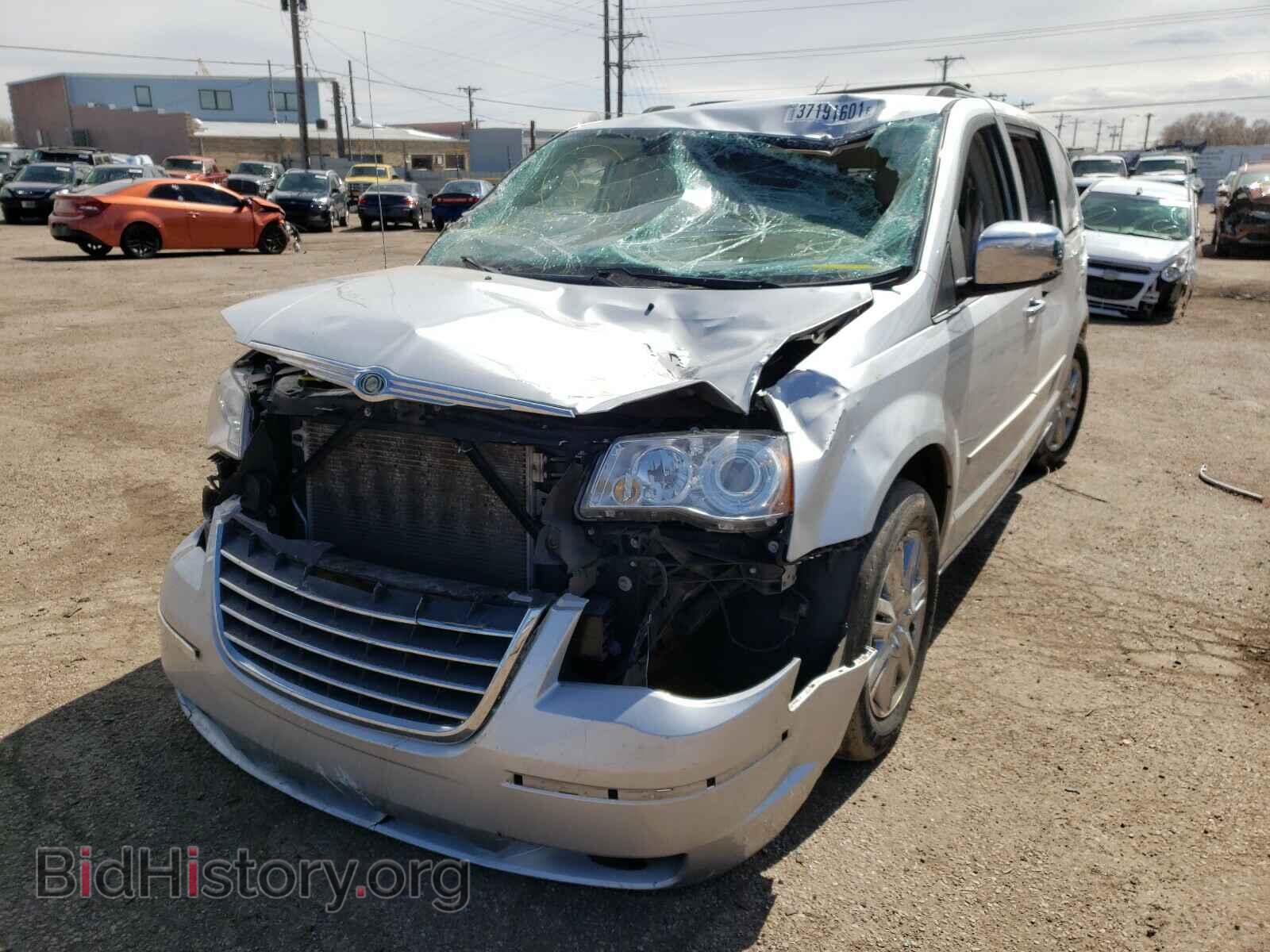 2010 CHRYSLER MINIVAN - VIN: 2A4RR6DX4AR127732 - Фото 2