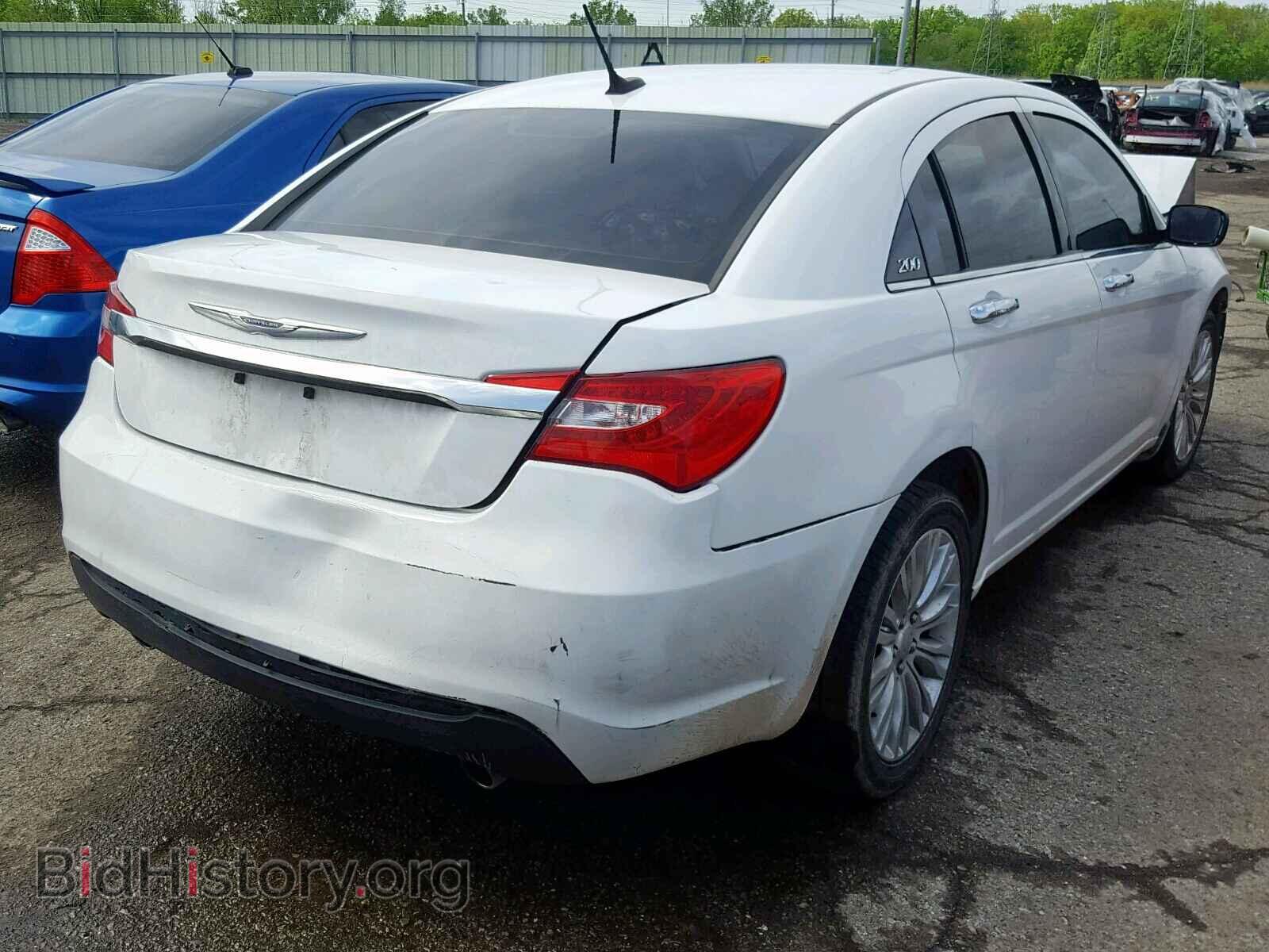 2011 CHRYSLER 200 - VIN: 1C3BC2FG0BN581459 - Фото 4