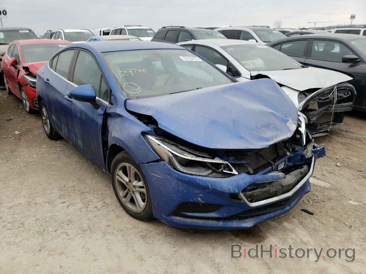 Photo 1G1BE5SM4H7129748 - CHEVROLET CRUZE 2017