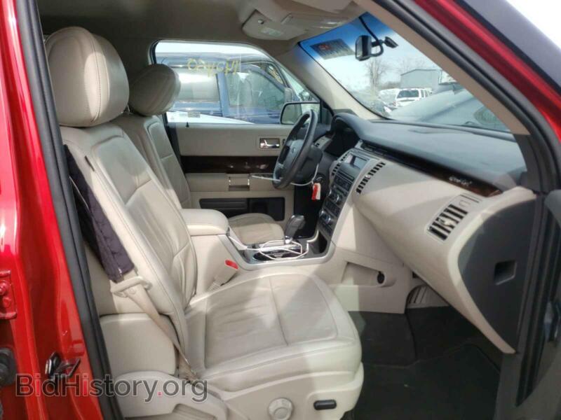 2011 Ford FLEX (VIN 2FMGK5CC1BBD03328) — фото 5 из 10