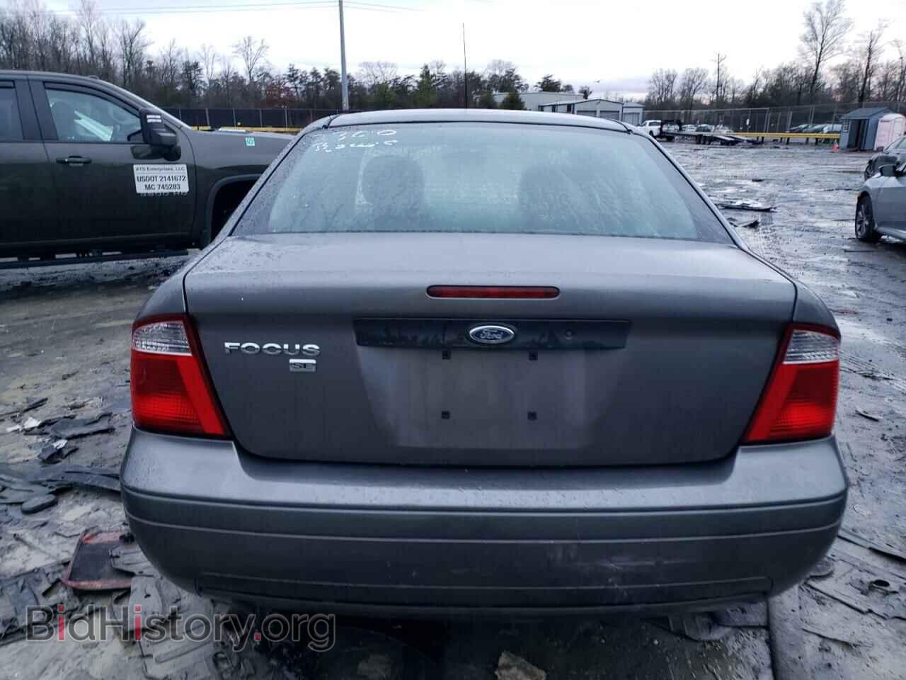 2007 FORD FOCUS - VIN: 1FAFP34N27W102300 - Фото 6
