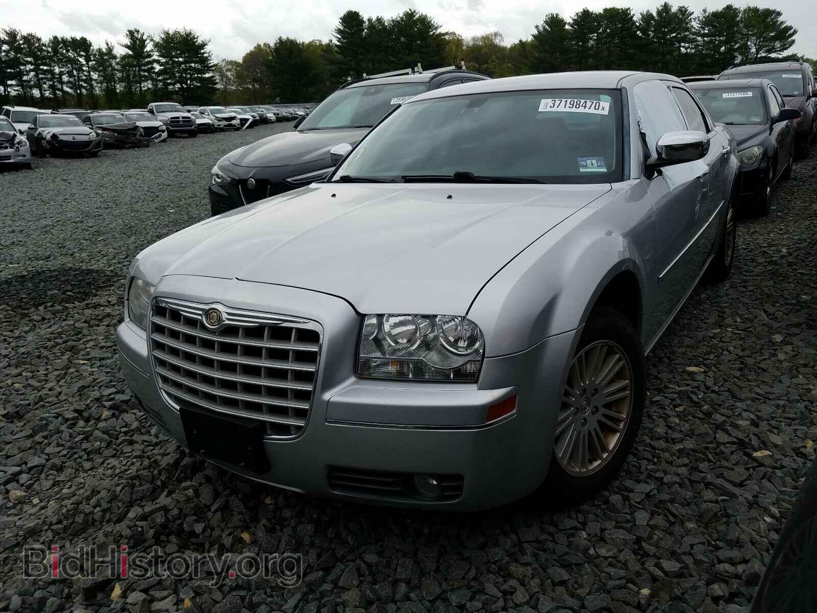Photo 2C3CA5CV0AH155258 - CHRYSLER 300 2010