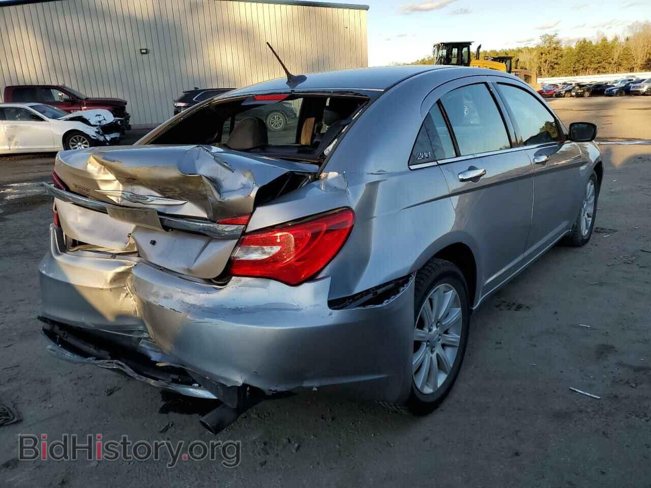 2013 CHRYSLER 200 - VIN: 1C3CCBCG4DN522653 - Фото 3