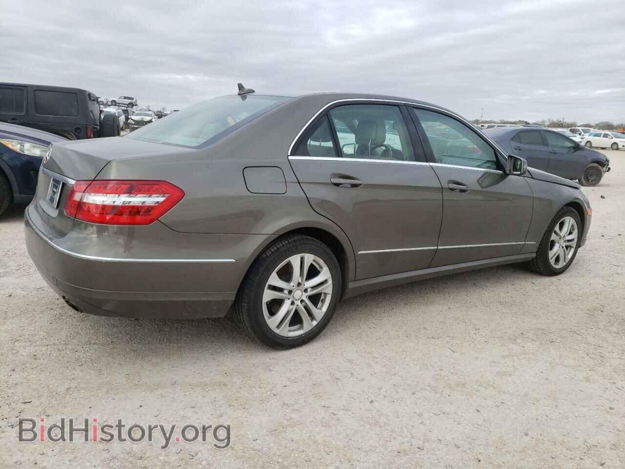 2011 MERCEDES-BENZ E-CLASS - VIN: WDDHF5GB0BA421368 - Фото 3