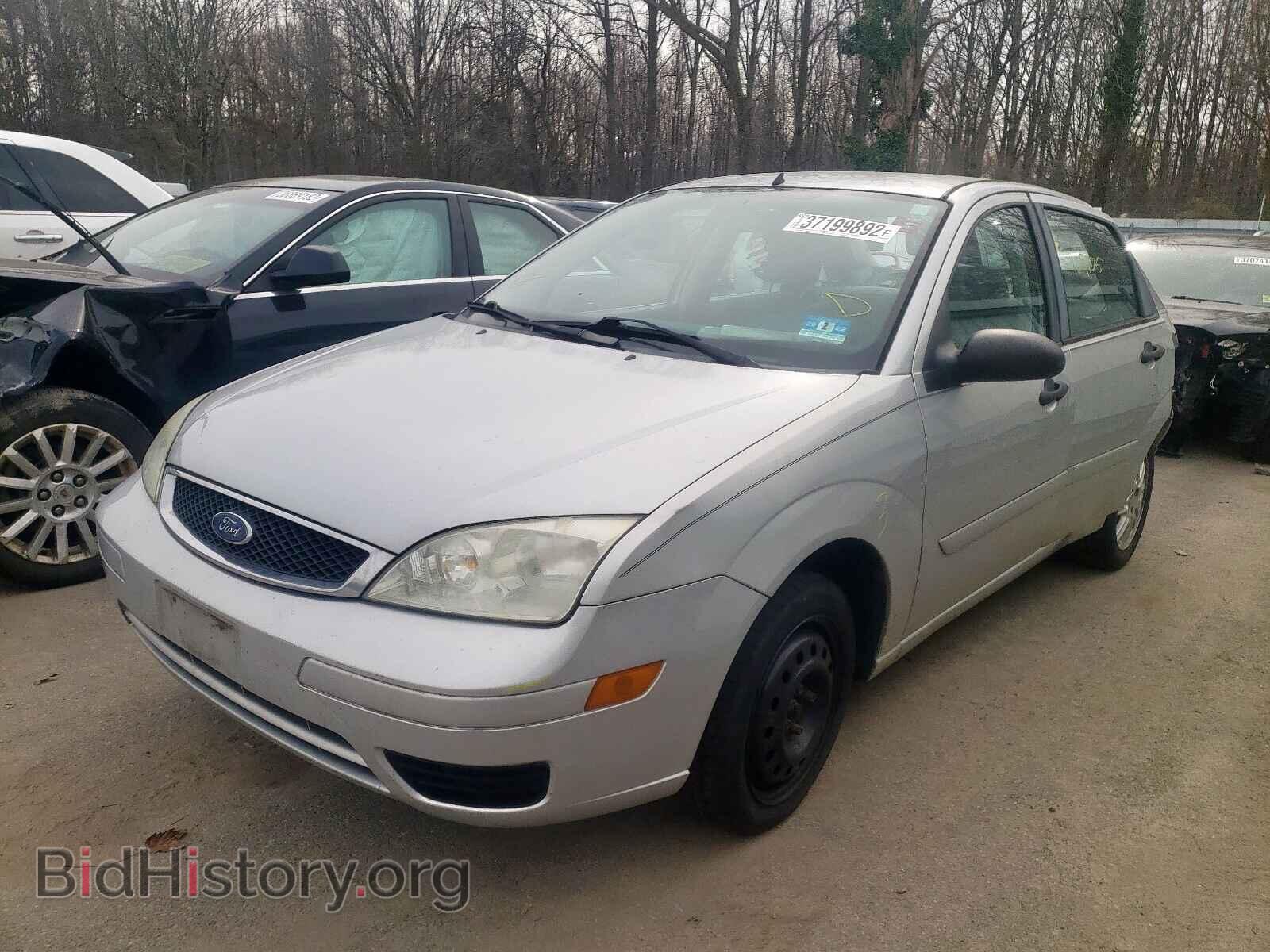 2007 FORD FOCUS - VIN: 1FAFP34NX7W225603 - Фото 2