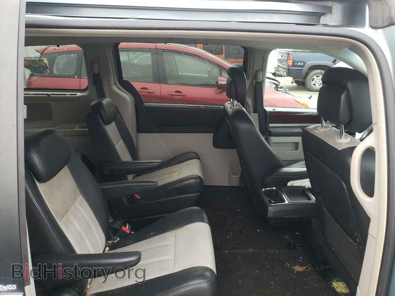 2010 CHRYSLER MINIVAN - VIN: 2A4RR8DX7AR377221 - Photo 11
