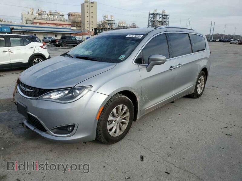 2019 Chrysler PACIFICA Pacifica T (VIN 2C4RC1BG6KR537639) — фото 1 из 13, Copart, повреждение: передняя часть