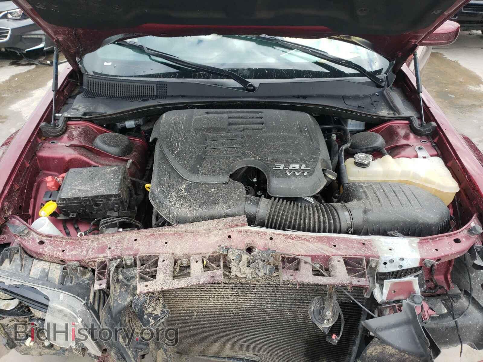 2019 CHRYSLER 300 - VIN: 2C3CCAGG9KH586147 - Фото 7
