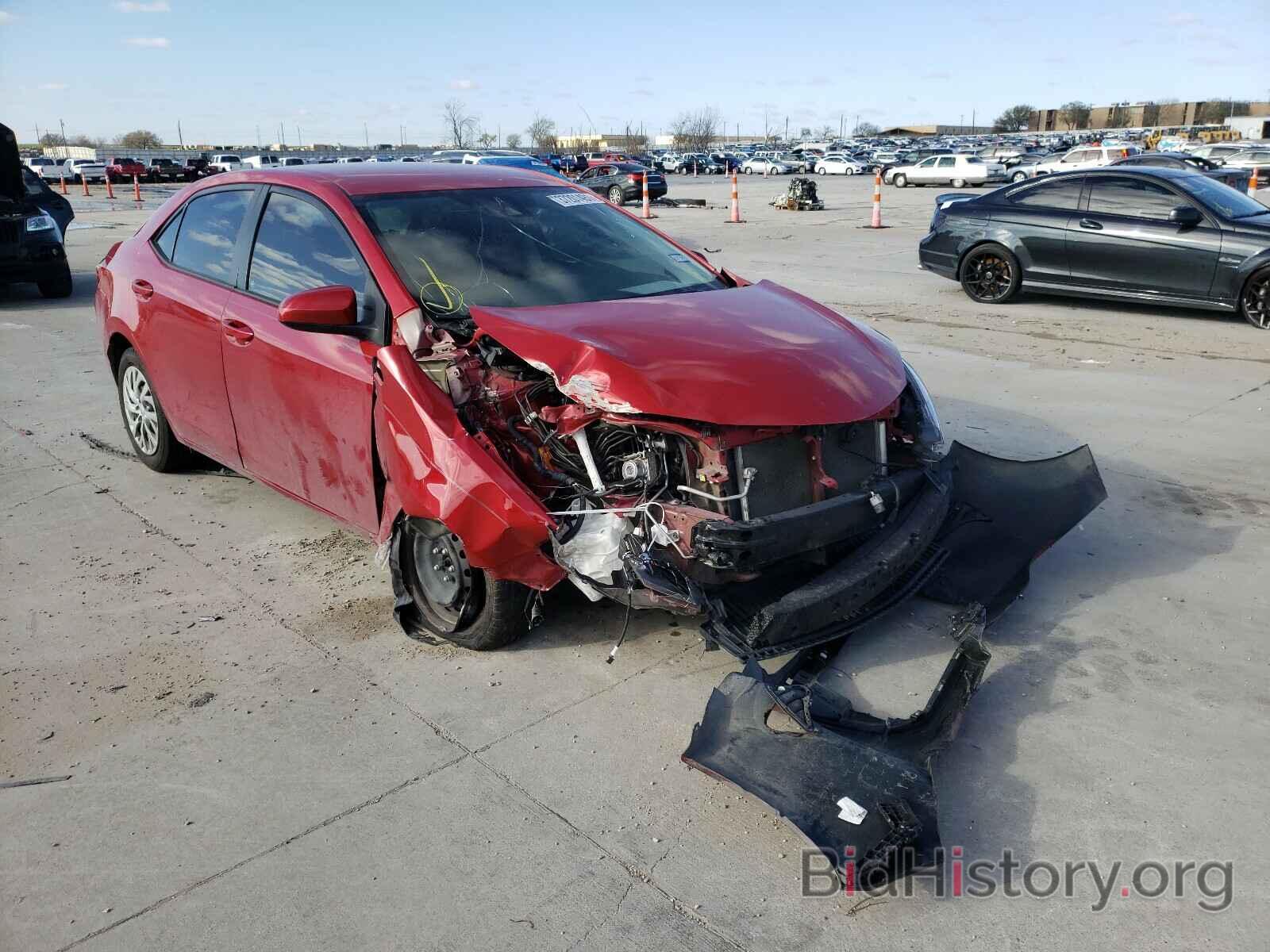 Фотография 5YFBURHEXHP671548 - TOYOTA COROLLA 2017