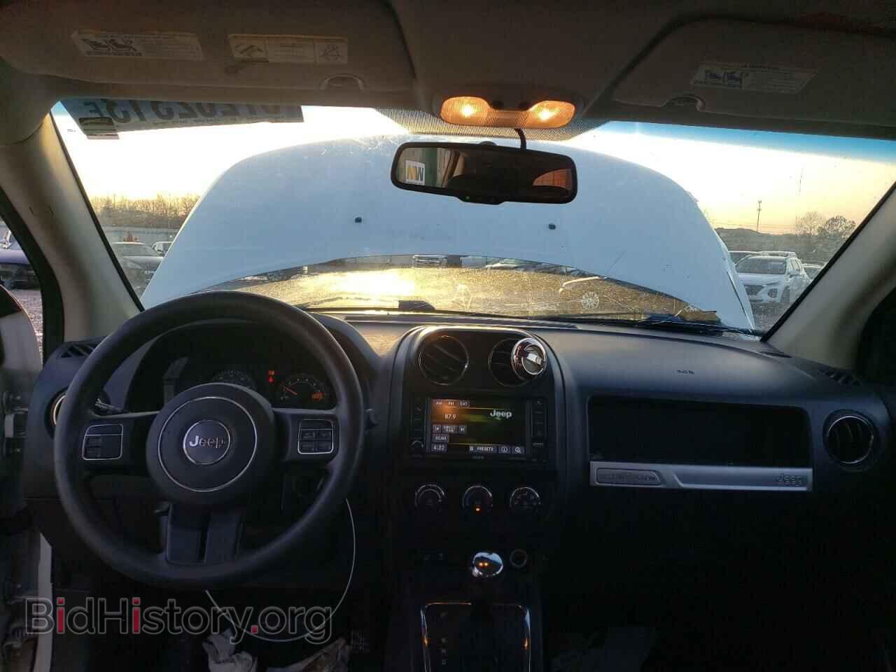 2014 JEEP COMPASS - VIN: 1C4NJCBA7ED666427 - Фото 8