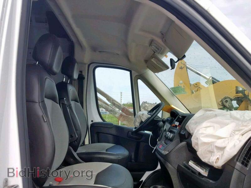 2017 RAM PROMASTER (VIN 3C6TRVDGXHE525486) — photo 5 of 10