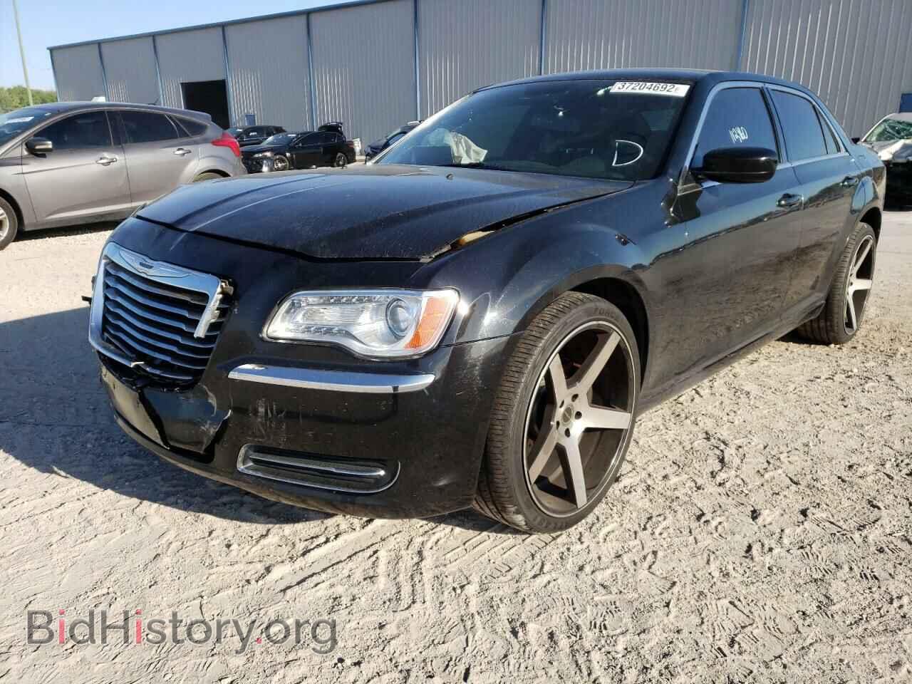 2014 CHRYSLER 300 - VIN: 2C3CCAAG7EH141564 - Фото 2