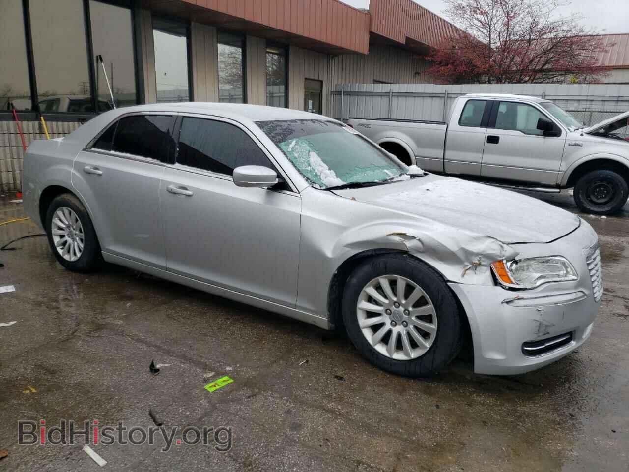 2012 CHRYSLER 300 - VIN: 2C3CCAAG8CH312335 - Фото 4