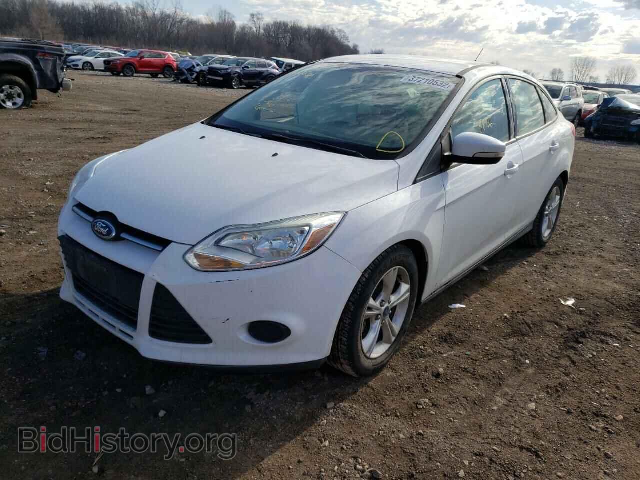2014 FORD FOCUS - VIN: 1FADP3F2XEL452153 - Фото 2
