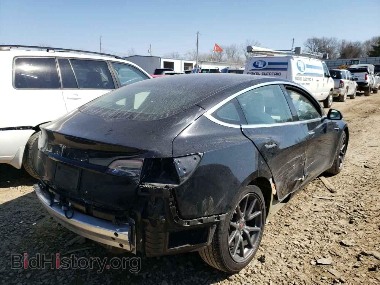 2019 TESLA MODEL 3 - VIN: 5YJ3E1EB6KF437150 - Фото 4