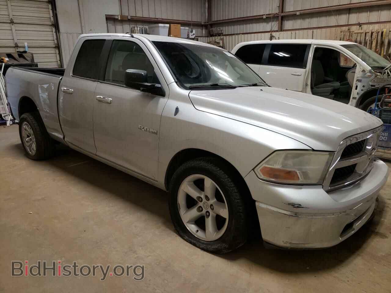 2010 DODGE RAM 1500 - VIN: 1D7RB1GP2AS160080 - Фото 4