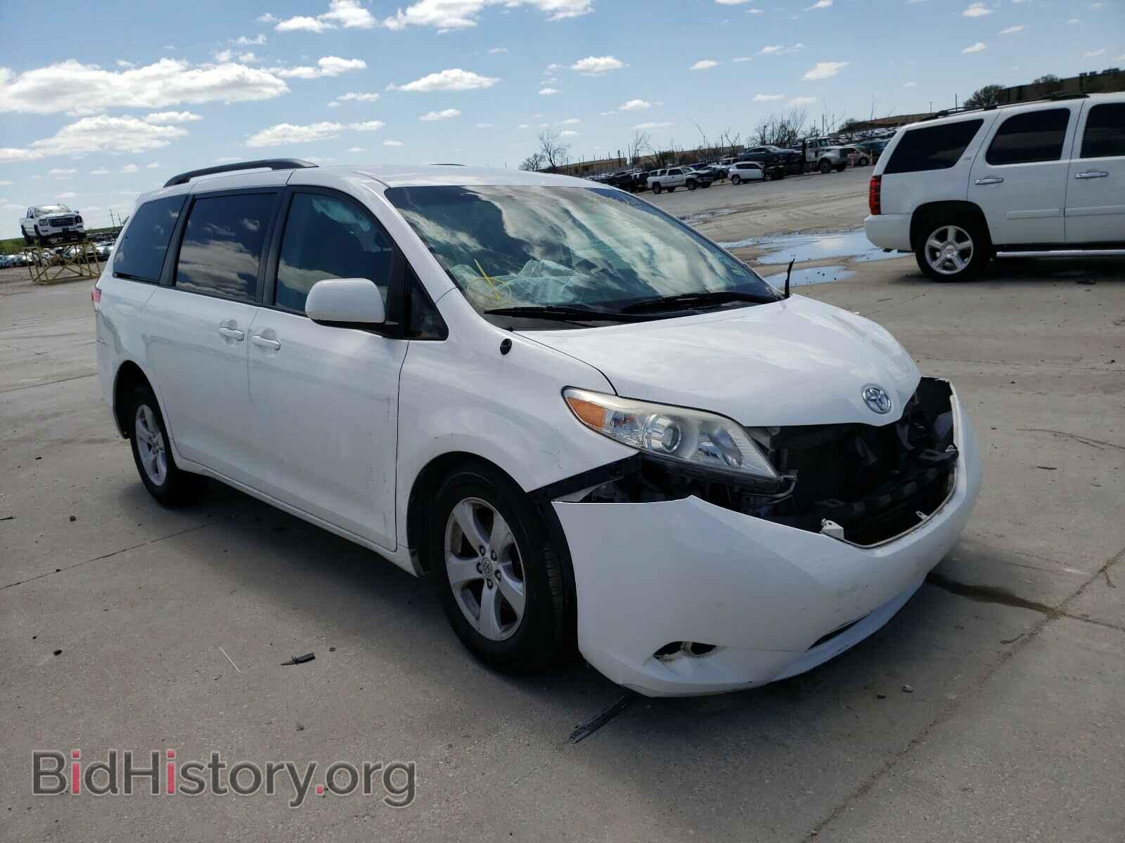 Photo 5TDKK3DC5CS252725 - TOYOTA SIENNA 2012