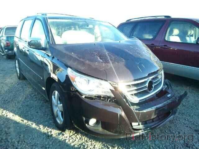 Photo 2V4RW6DX5AR388212 - VOLKSWAGEN ROUTAN 2010