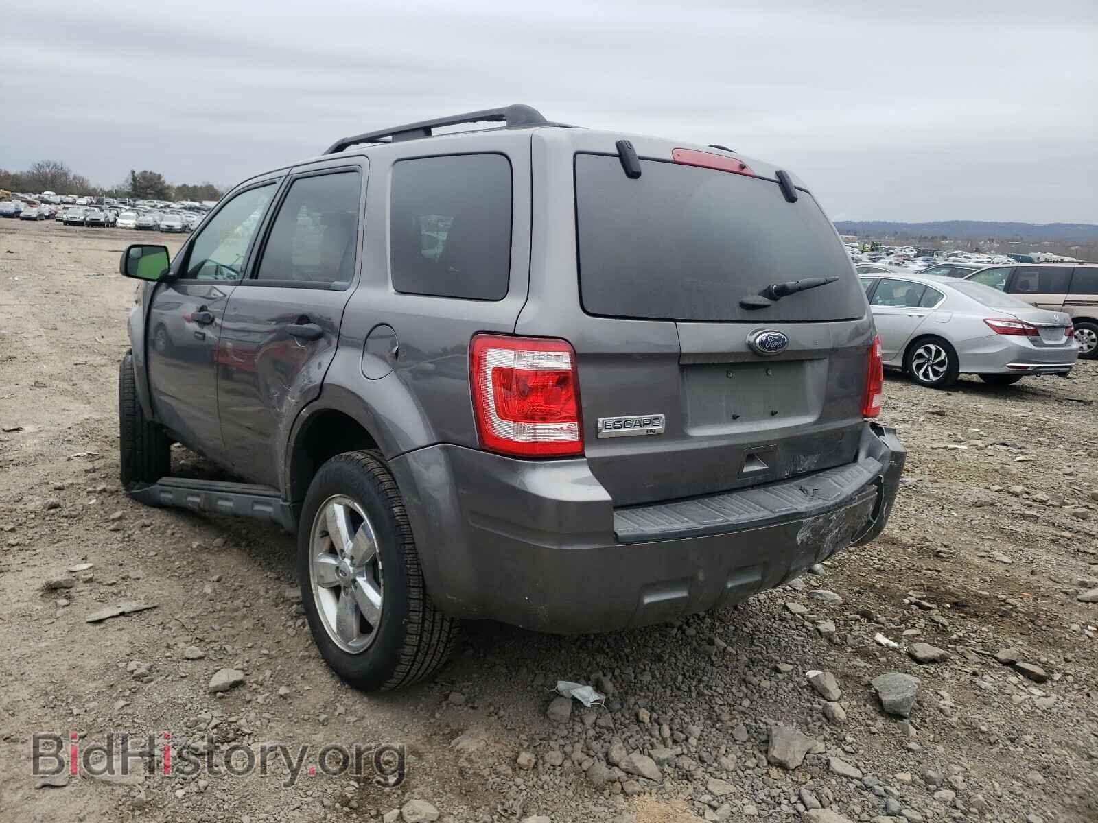 2011 FORD ESCAPE - VIN: 1FMCU0D73BKC08255 - Фото 3